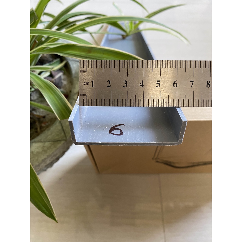 Bộ ống kéo chỉ đơn 5 cái  được dập từ ống nhựa PVC siêu bền sắc nét