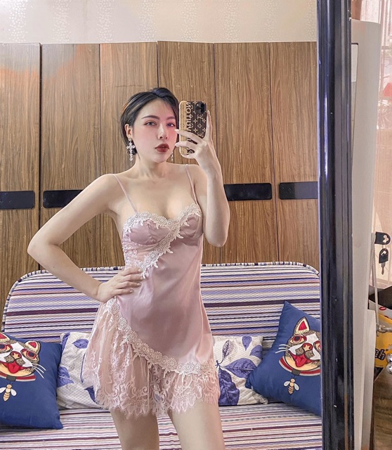 Váy ngủ lụa