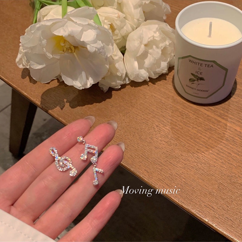 Khuyên Tai Thiết Kế Hình Ngôi Sao Phong Cách Mới 2022