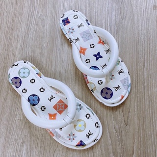 Dép kẹp dây ống