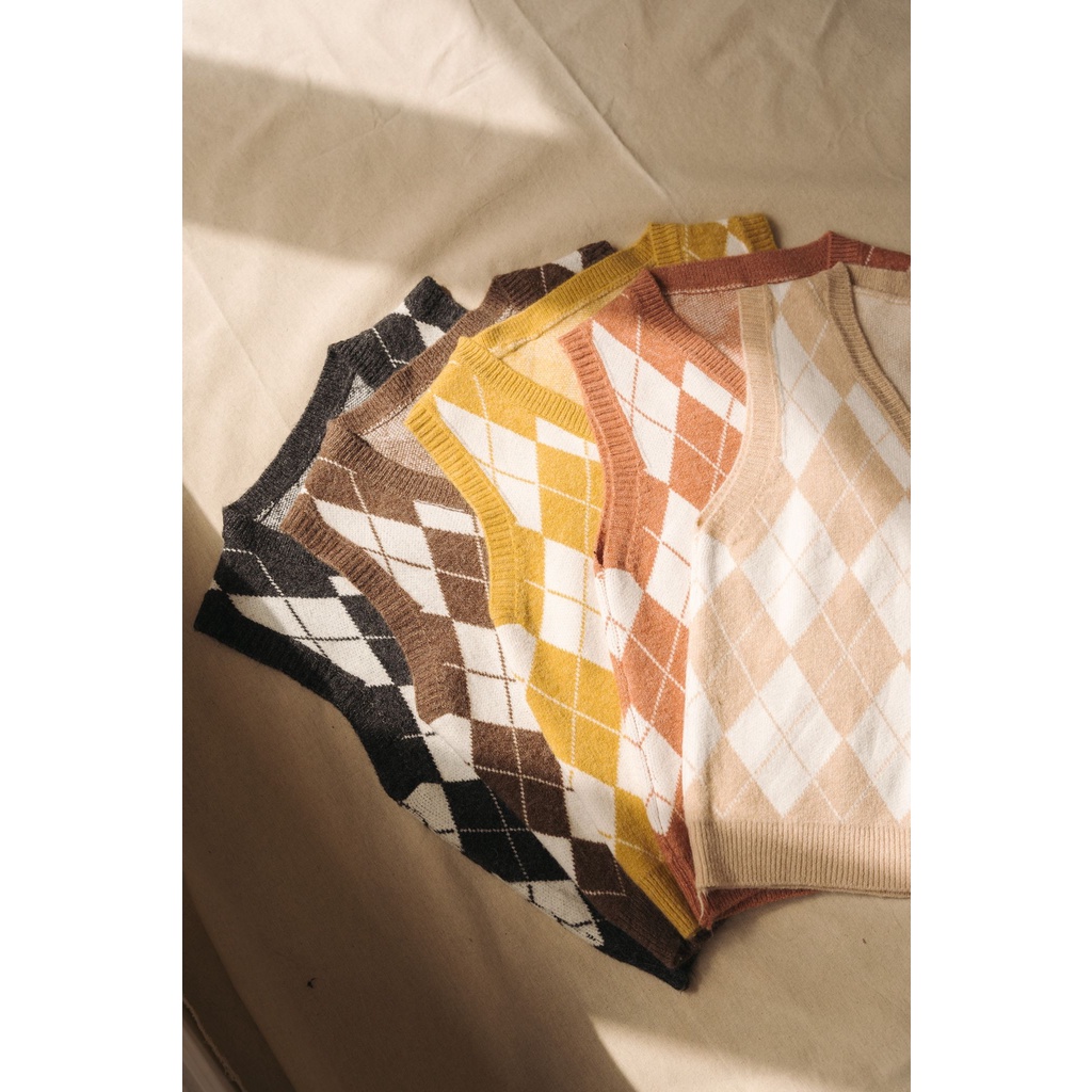 [Mã 2611THTRANG100K hoàn 10% xu đơn 99K] Áo len picked dáng gile nữ MADELEN nhiều màu họa tiết | BigBuy360 - bigbuy360.vn