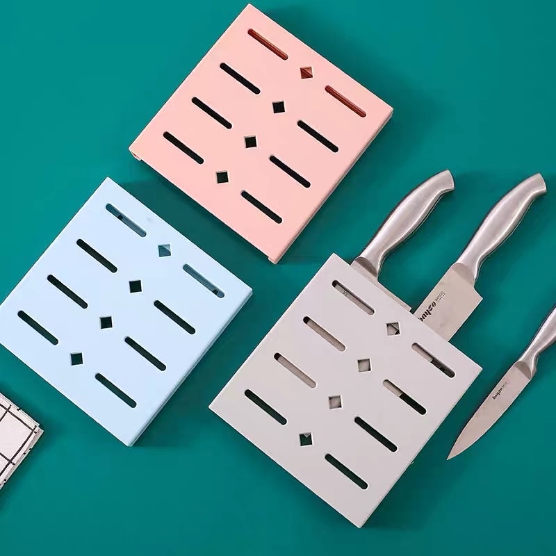 Kệ cài dao, kéo dán tường tiện lợi, gọn gàng ( shop giao màu ngẫu nhiên )