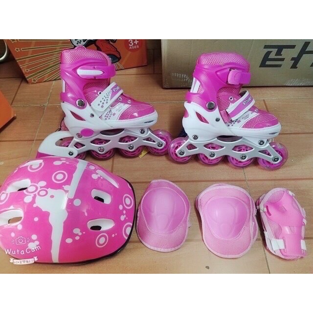 Giày trượt patin có bánh xe phát sáng kèm bộ bảo hộ