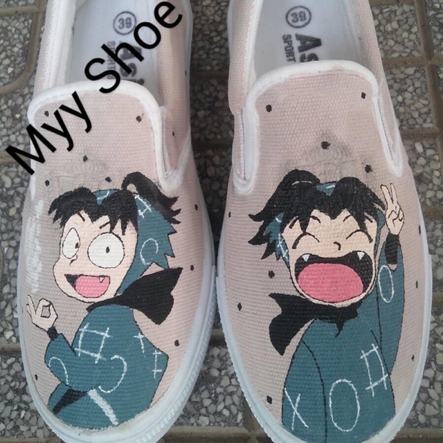 Giày vẽ tay Ninja