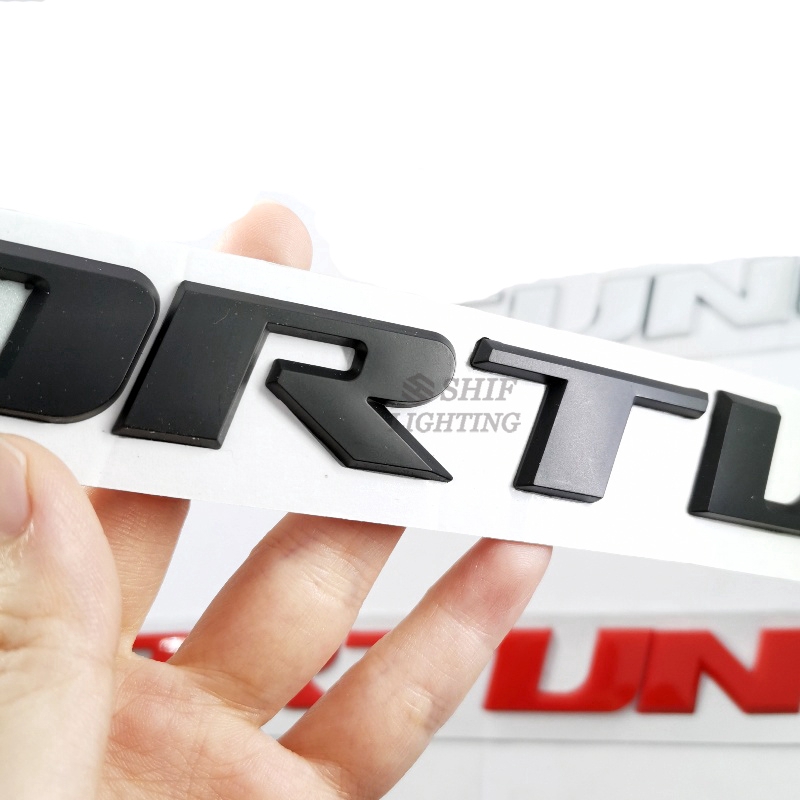 1 Miếng Dán Chữ Cho Xe Toyota Fortuner