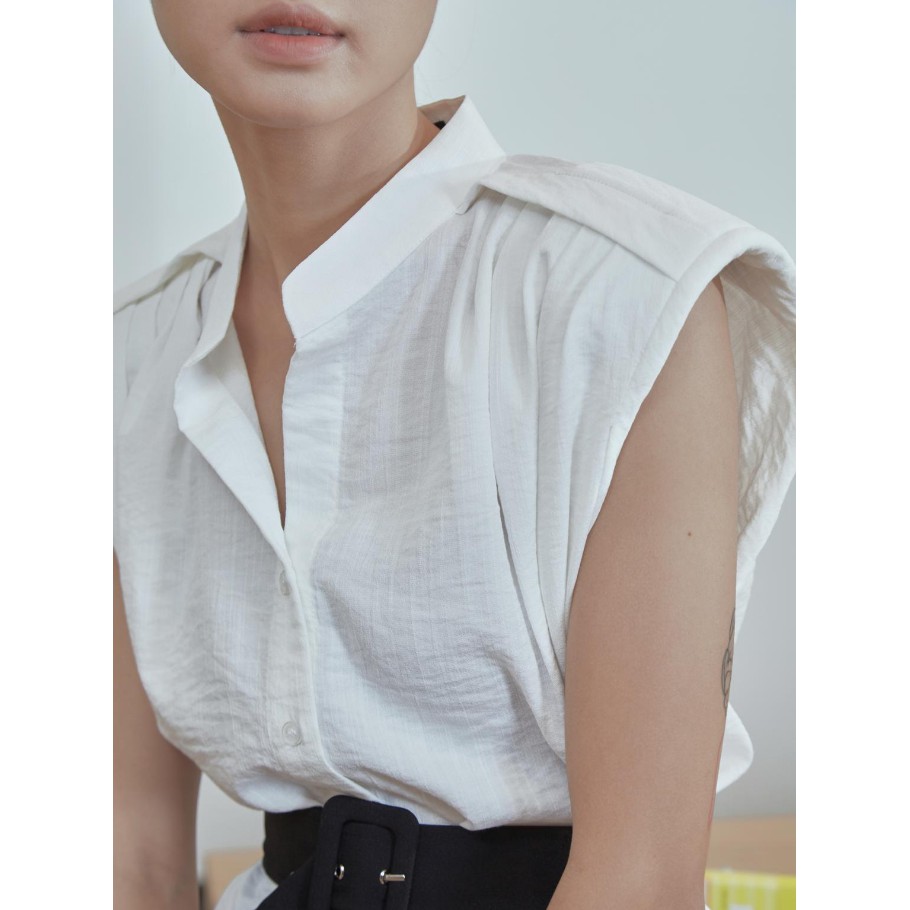 COCO SIN - Áo Sơ Mi Trắng Độn Vai Không Kèm Belt | BigBuy360 - bigbuy360.vn