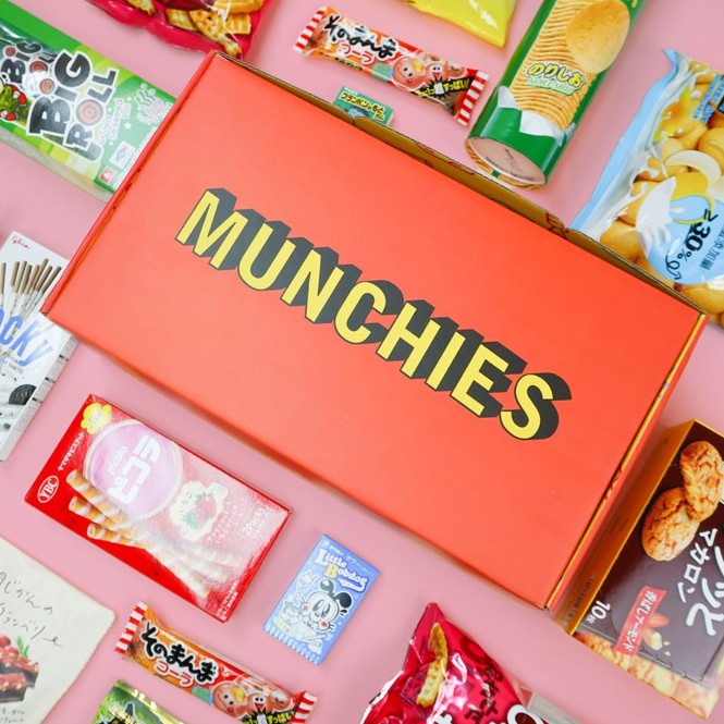 Hộp quà MUNCHIES bánh kẹo Nhật Bản - Hộp quà kỷ niệm, hộp quà tặng bạn trai - bạn gái, tặng nhân viên, tặng sinh nhật | BigBuy360 - bigbuy360.vn