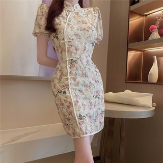Sườn xám voan trắng in hoa thêu chỉ vàng nữ tính