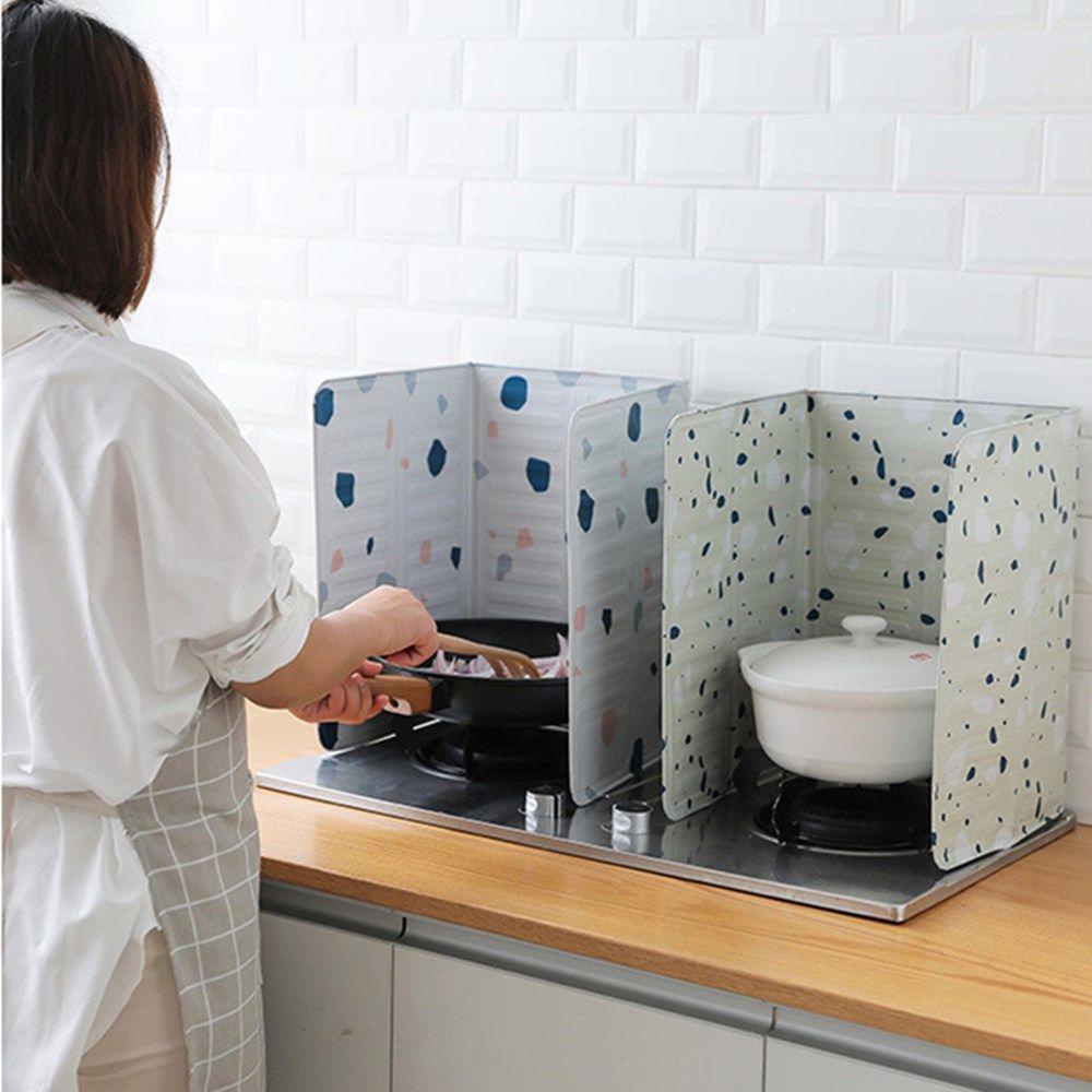 Tấm Chắn Chống Bắn Dầu Cách Nhiệt Tiện Dụng Cho Nhà Bếp