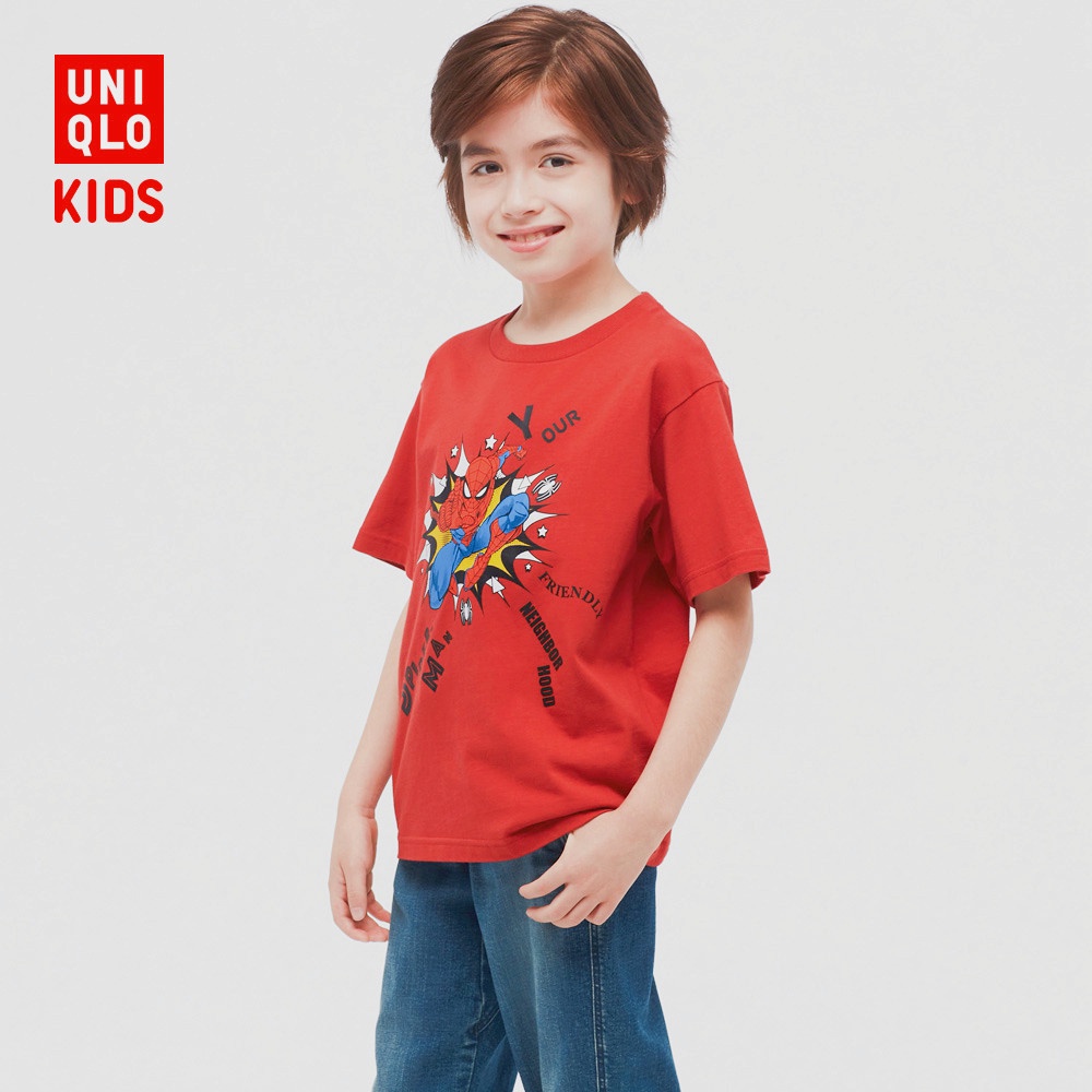 Áo thun Uniqlo (UT) PHRASES OF MARVEL tay ngắn in hình Marvel) 447993 cho bé