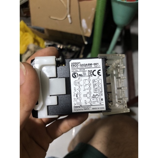 đồng hồ kiểm soát nhiệt độ E5CC