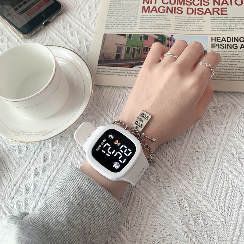 Đồng hồ điện tử mặt vuông 5 màu phong cách Hàn Quốc