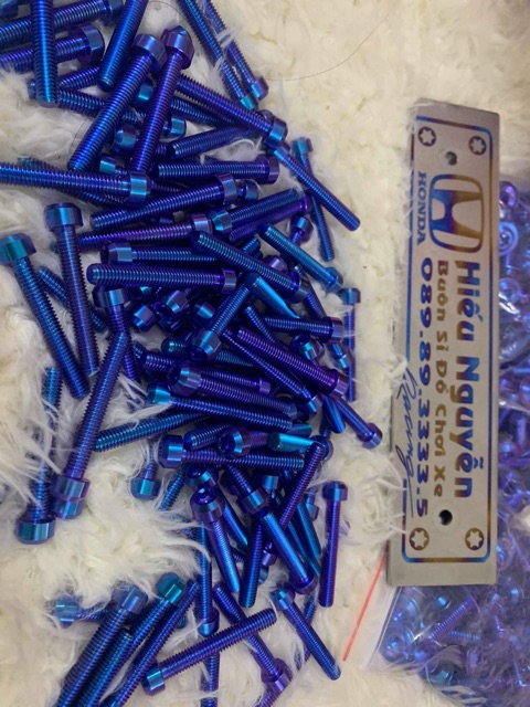 Ốc titan Gr5 dài 6li4p gắn gù,gác chân,lốc máy....