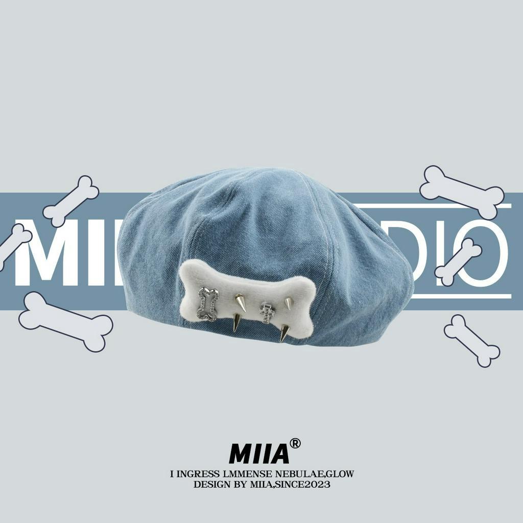 Mũ Beret Đính Đinh Tán Phong Cách Retro Cá Tính Cho Nữ