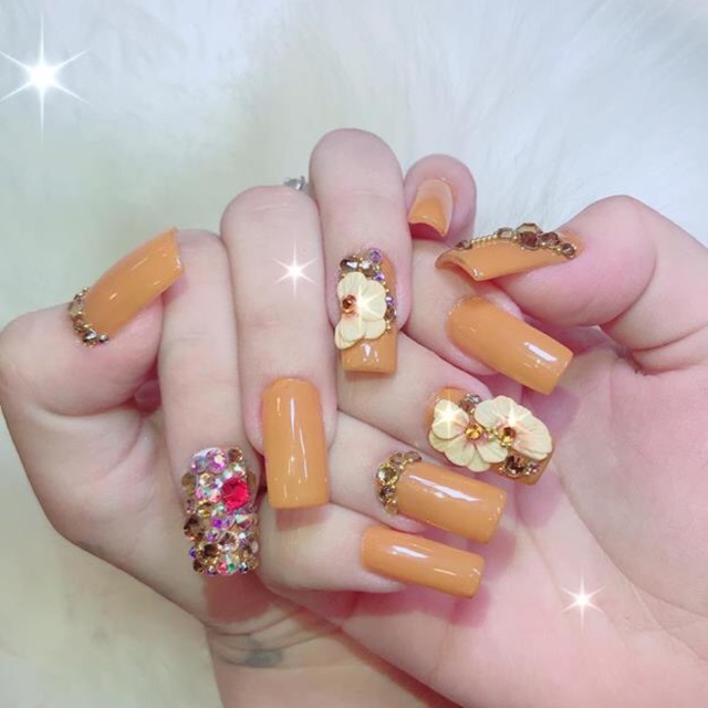 Nails huỳnh thuý