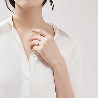 nhẫn kim cương tự nhiên