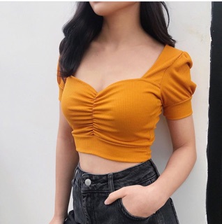 Áo croptop nhún ngực