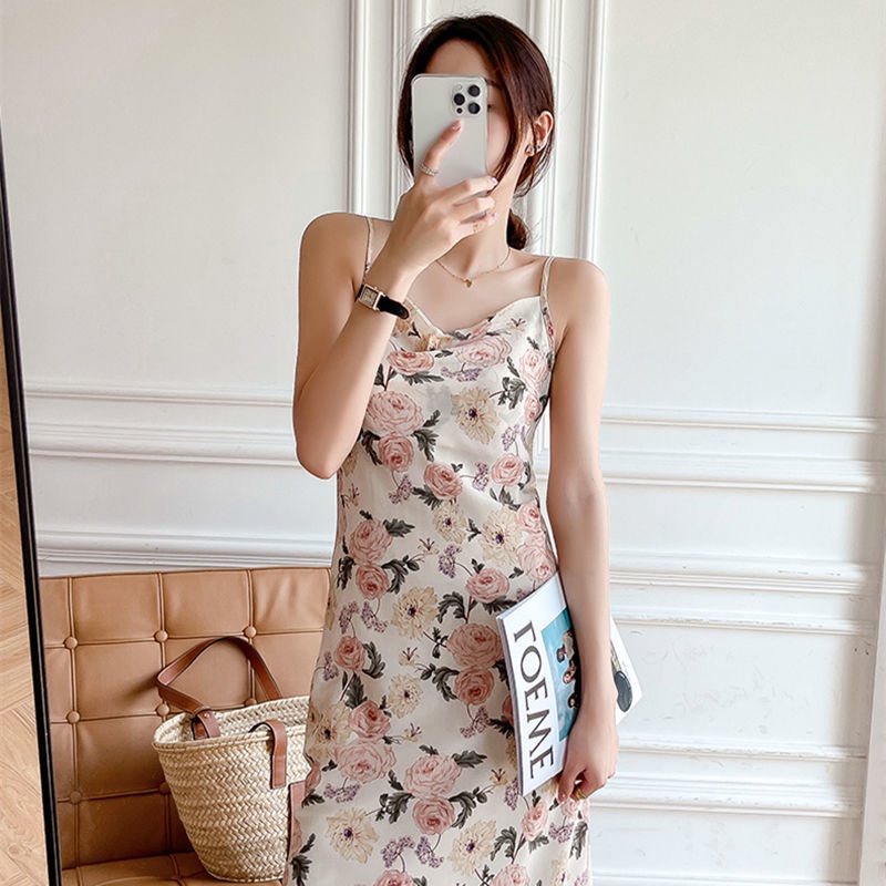 Đầm hoa dáng ôm phong cách Pháp gợi cảm