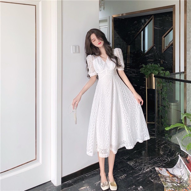 Váy Trắng Cổ V Cúc Ngọc 2 Lớp Ren