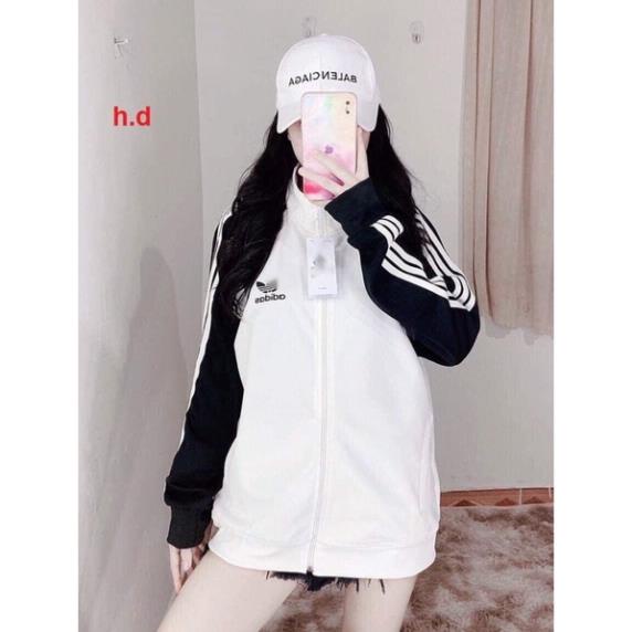 Áo khoác ba sọc logo dáng rộng phối tay chất nỉ nhẹ freesize nam nữ xuongmayconghuong