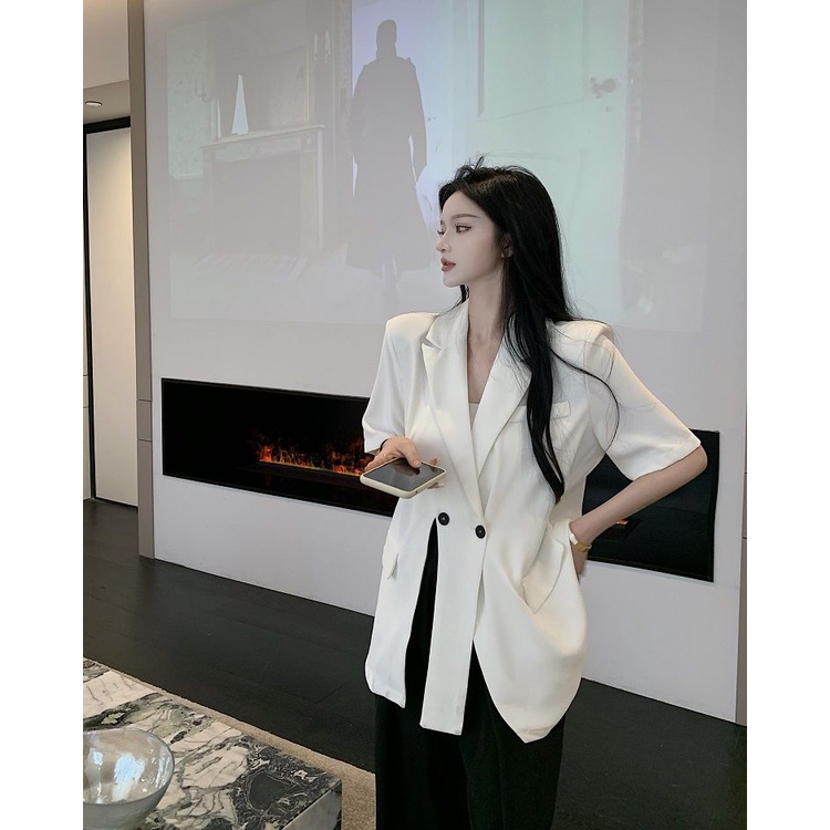 Design sense minority suit jacket women's thin loose temperament forked short suit blouse summer 2022 new style