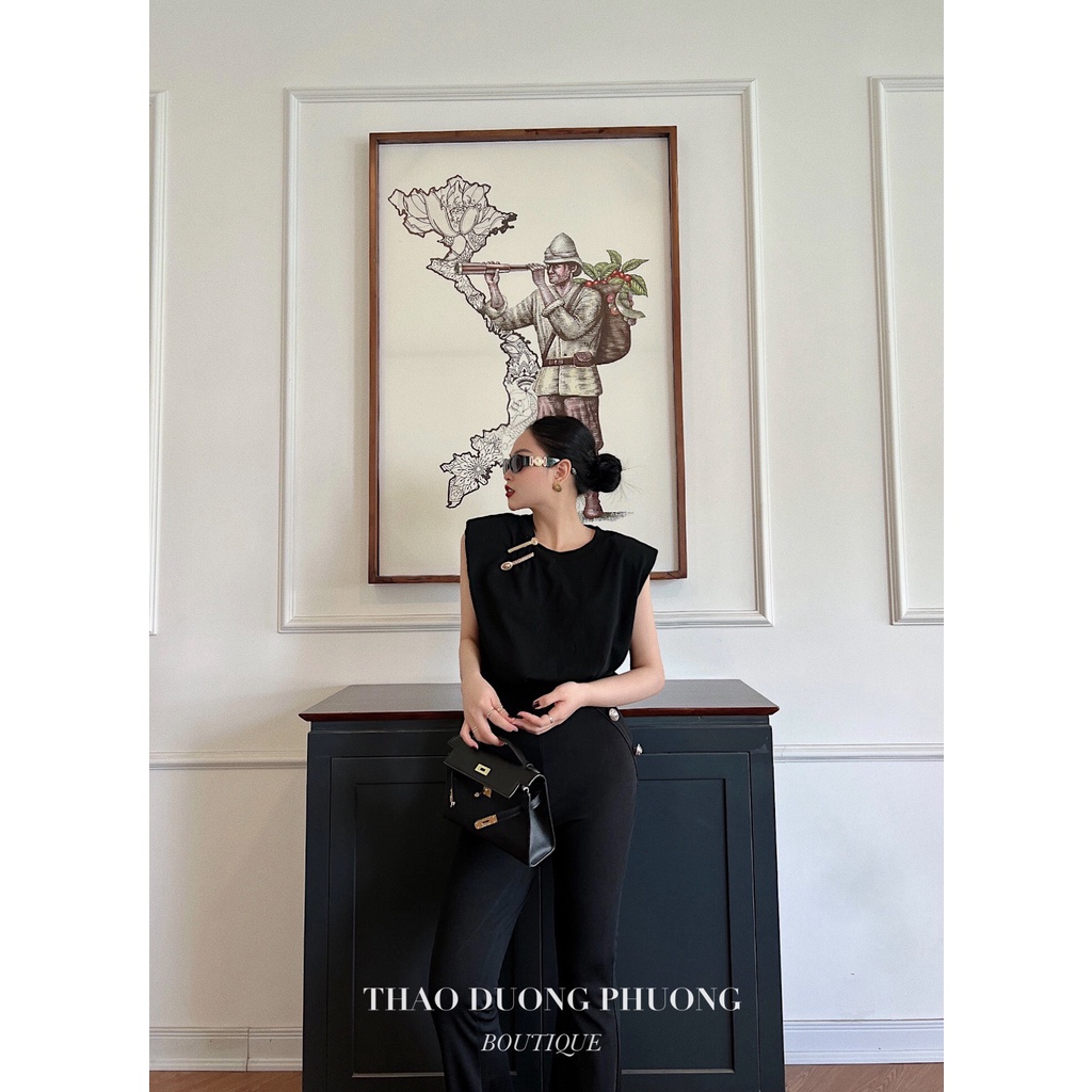 áo đệm vai kèm 2 tang cài đen trắng SZ SM | BigBuy360 - bigbuy360.vn