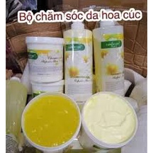 Bộ sản phẩm hoa cúc dùng trong spa