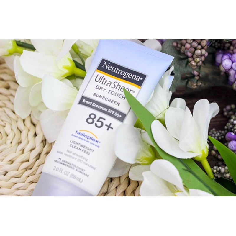 Kem chống nắng Neutrogena Ultra sheer spf 70