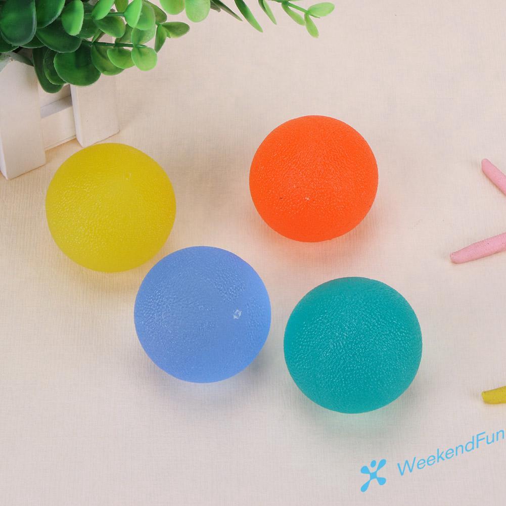 Quả bóng hỗ trợ luyện tập cơ tay giúp tay có sức và linh hoạt hơn