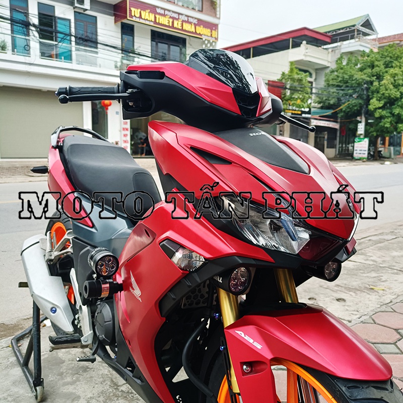 Pat bắt đèn hốc xi nhan Winner X V3 2022