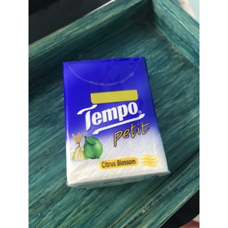 Khăn Giấy Tempo Petit Hương Chanh Sả Gói Lẻ