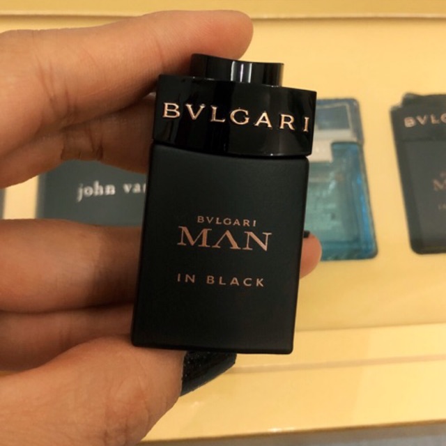 Nước hoa nam mini tách set BVLGARI. JIMMY CHOO. MONTBLANC. VERSACE. AZZARO. JOHN VARVATOS