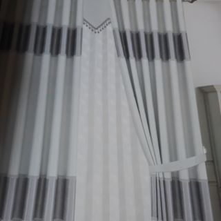 Rèm vải phối xám nhat vân gỗ sang trong