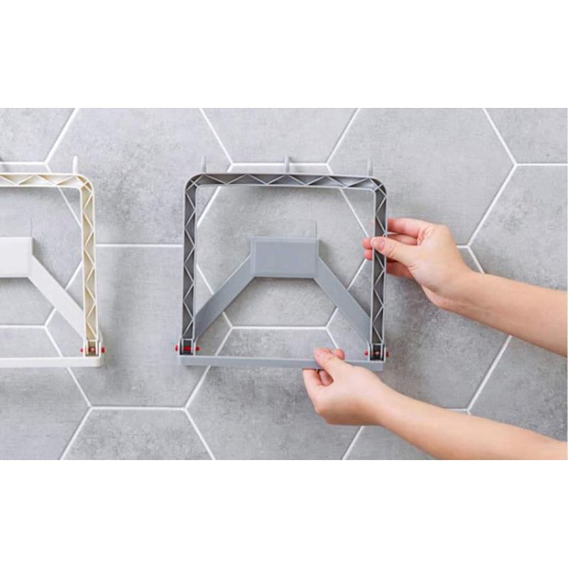 Giá treo chậu rửa dán tường có 3 móc tiện dụng 13.2x20.7x21.2,,,