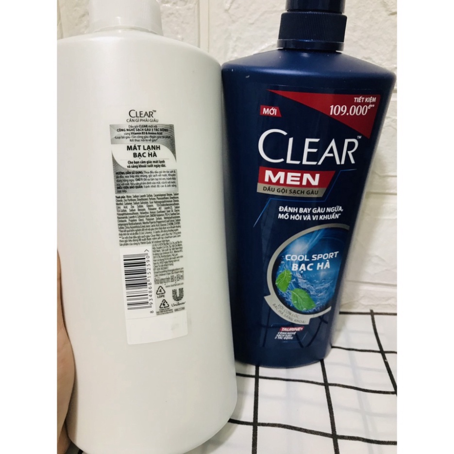 Dầu gội sạch gàu Clear mát lạnh bạc hà chai (880-900g)