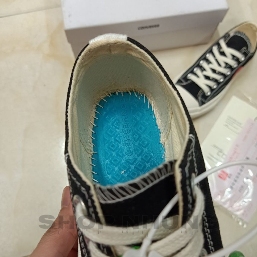 Giày converse play tim màu đen nam nữ cổ thấp