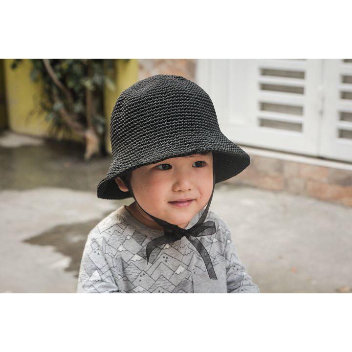 Mũ ajuma phiên bản màu đen