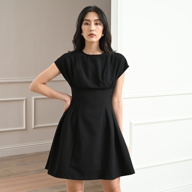 Váy đầm Sophie MAIIMER ôm eo cổ tròn | BigBuy360 - bigbuy360.vn