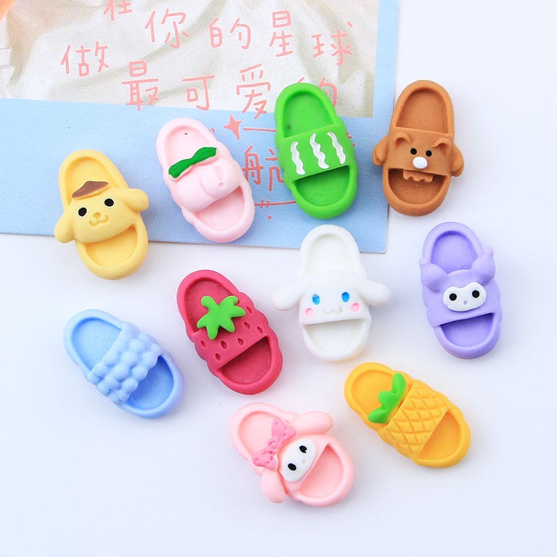 đôi giày nhỏ hoạt hình Resin phụ kiện dép Crocs charm DIY khóa giày crocs jibbitz Nhựa trang sức Phụ kiện trang trí giày crocs nút trang trí điện thoại di động Nắp đậy / Khung ảnh / Cốc nước / Túi Nguyên liệu làm phụ kiện handmade sáng tạo