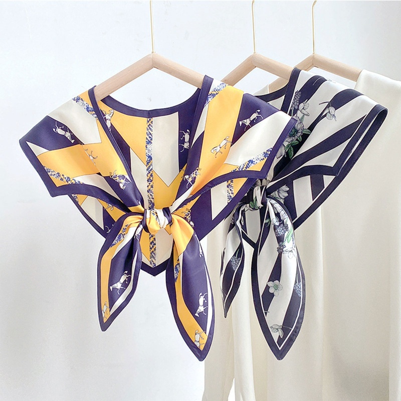 Khăn Choàng Lụa Satin In Họa Tiết Tam Giác