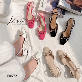 Giày cao gót nữ slingback gót vuông 5p tag vàng bít mũi vuông phối khóa chữ i f0572