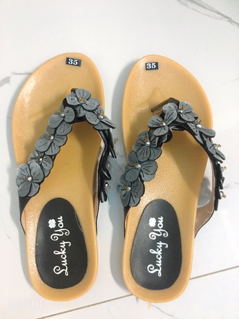 Dép quai kẹp nữ