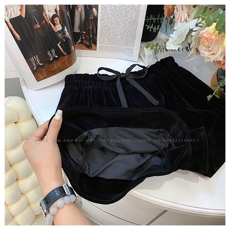 Quần sooc nhung gắn nơ nhỏ