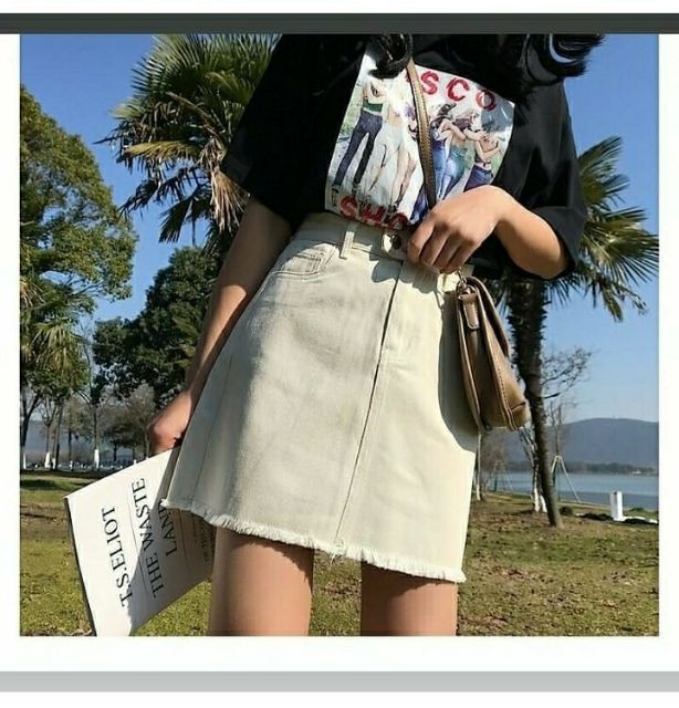 Chân váy chữ A màu kem kido, highcut, libe | BigBuy360 - bigbuy360.vn