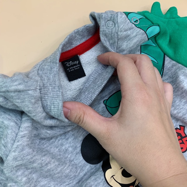 Áo nỉ mickey khủng long