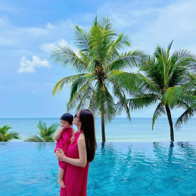 VÁY YẾM MẸ VÀ BÉ CÓ LÓT TẶNG KÈM TURBAN