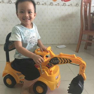 Xe cẩu chòi chân cho bé AP50