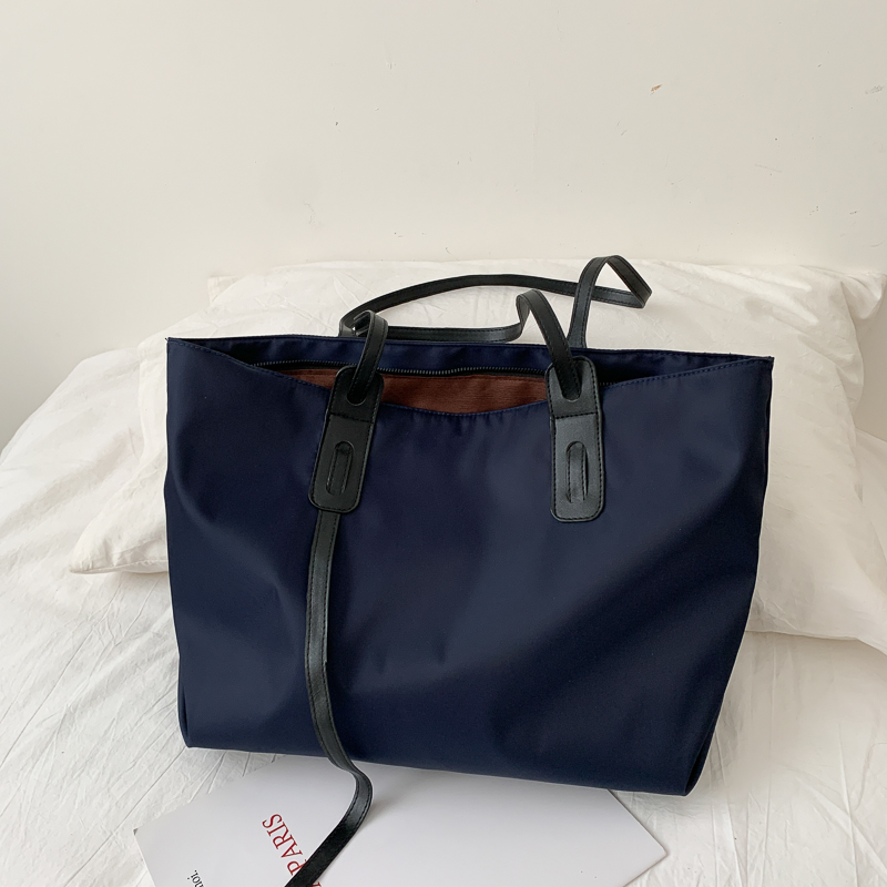 Túi xách kiểu dáng thời trang phong cách nữ tính