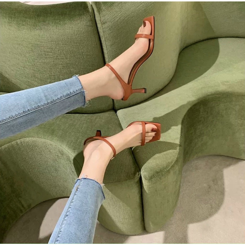 Dép Guốc Nữ CAPELLA Quai Ngang Gài Bo Gót Cao 6p