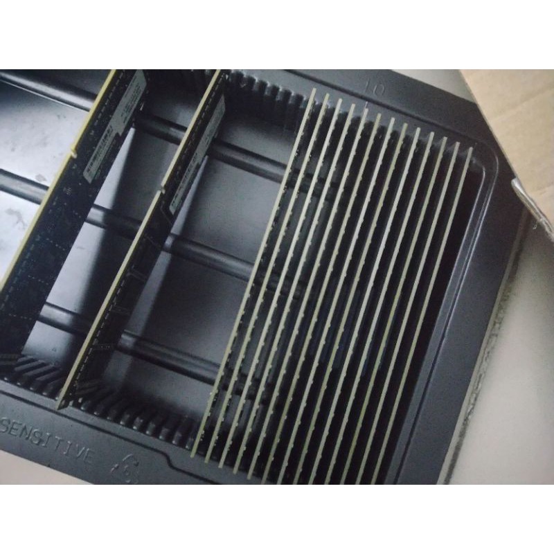 Ram ddr3 teamgroup 4GB 1600 36 tháng | BigBuy360 - bigbuy360.vn